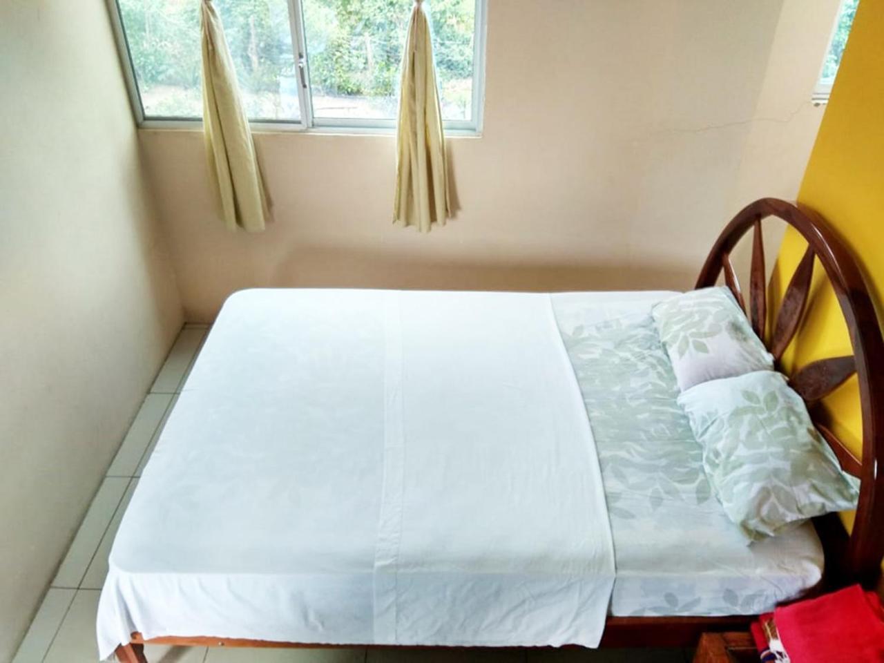 Hostal Alcazaba Puerto López المظهر الخارجي الصورة